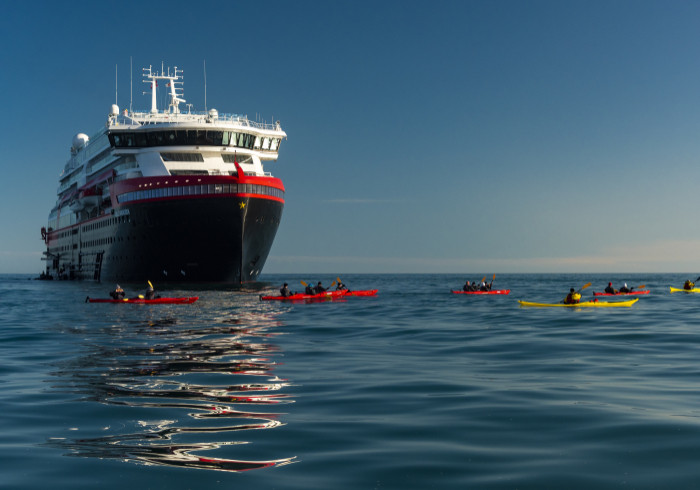 NWP_2019-09-05-365-CANADA-SMOKING-HILLS-PHOTOBY-KARSTENBIDSTRUP-8244200-Photo_Karsten_Bidstrup