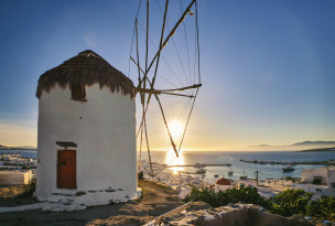 original Fascinosa GettyImages-1623640765-Mykonos