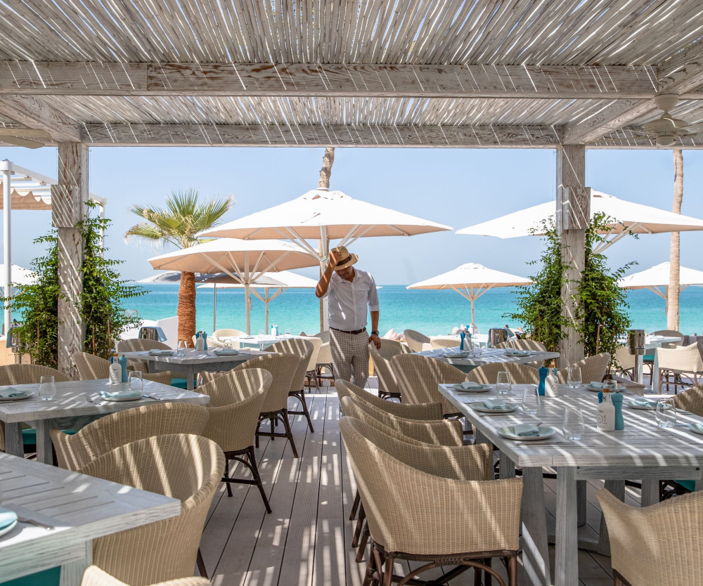 Medium resolution 150dpi-Jumeirah Mina A Salam - Shimmers - Colleague