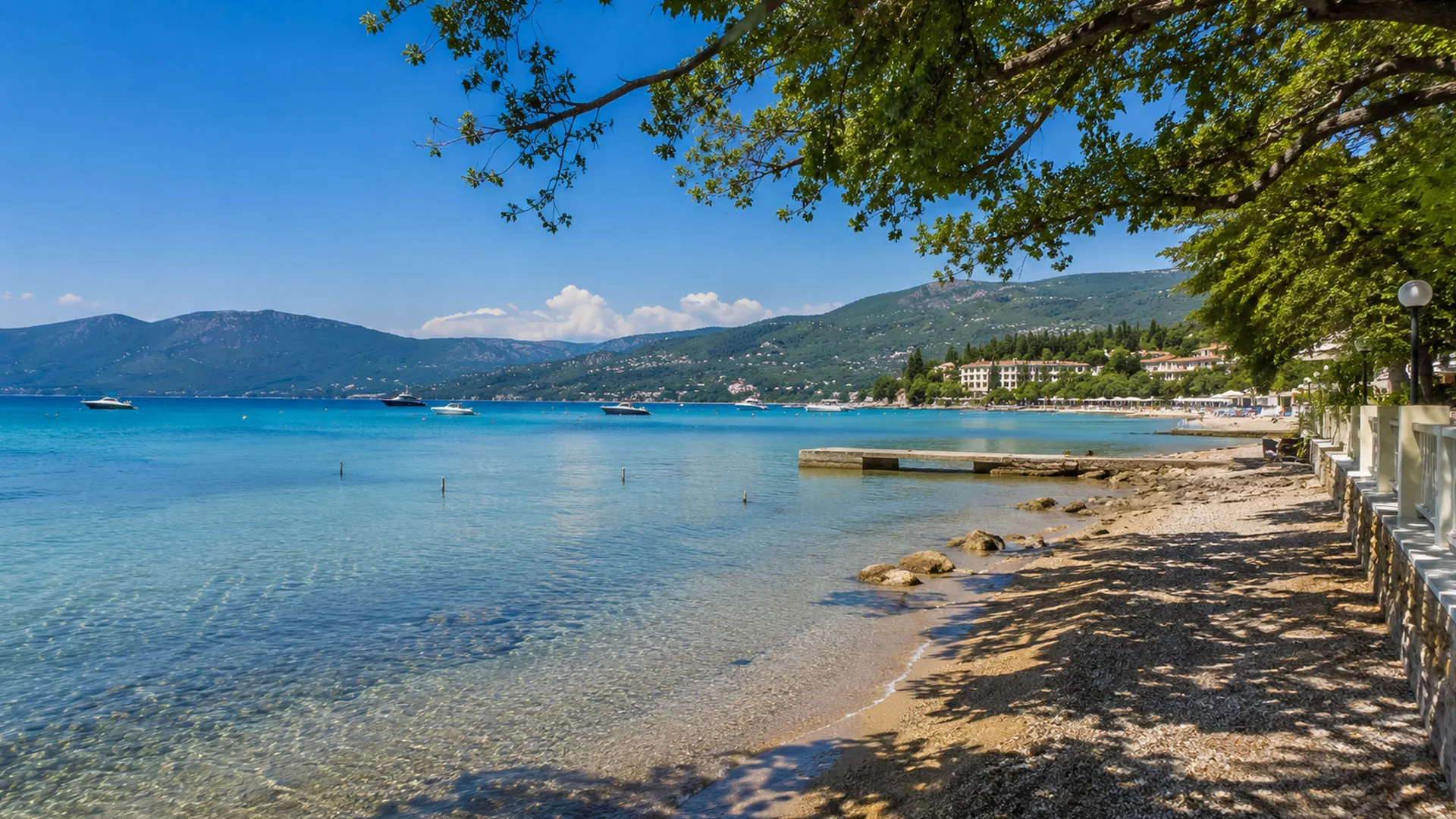 Dassia & Ipsos – beliebte Hotelorte an der Ostküste