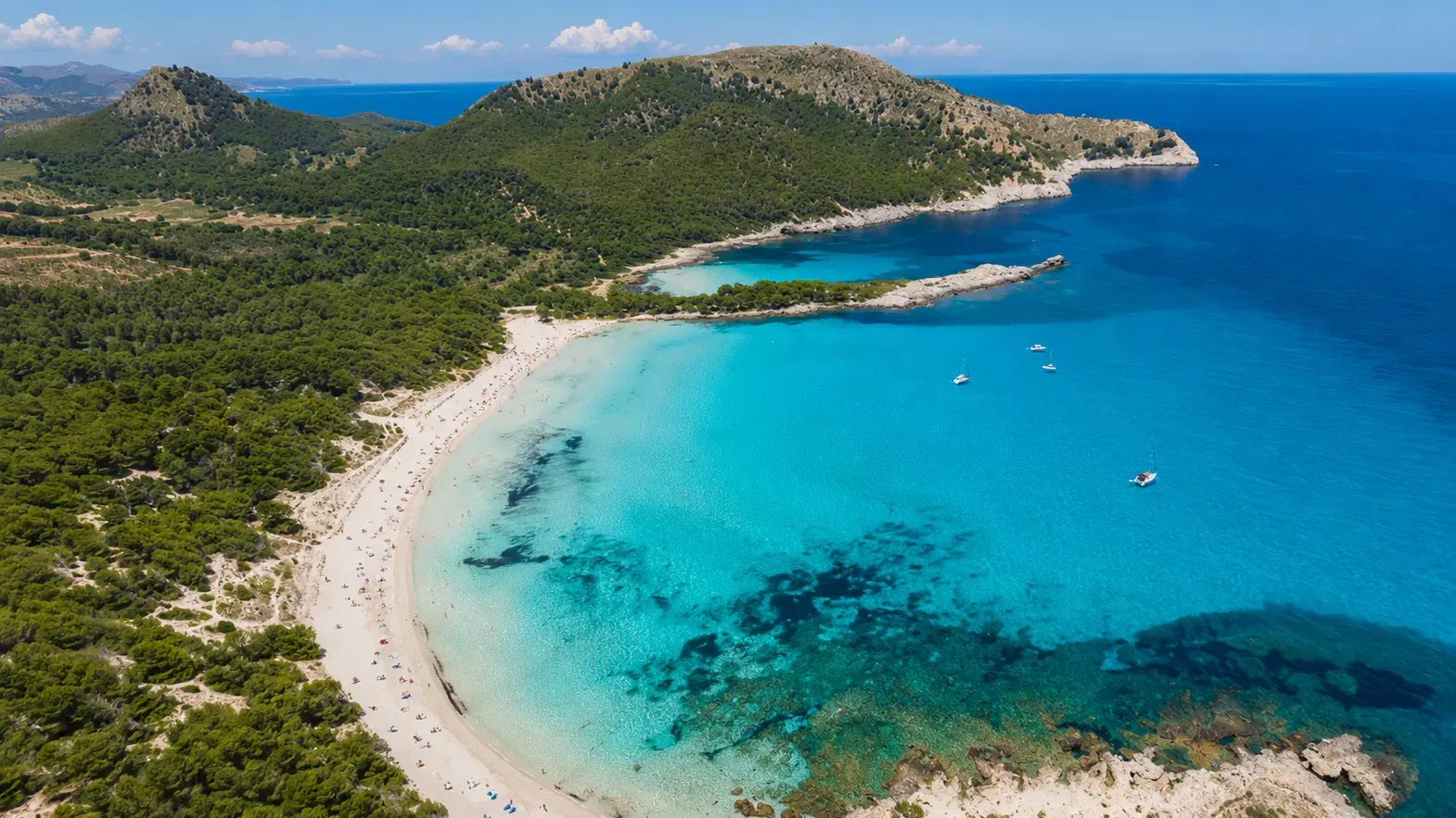 Cala Agulla aus der Luft Mallorca