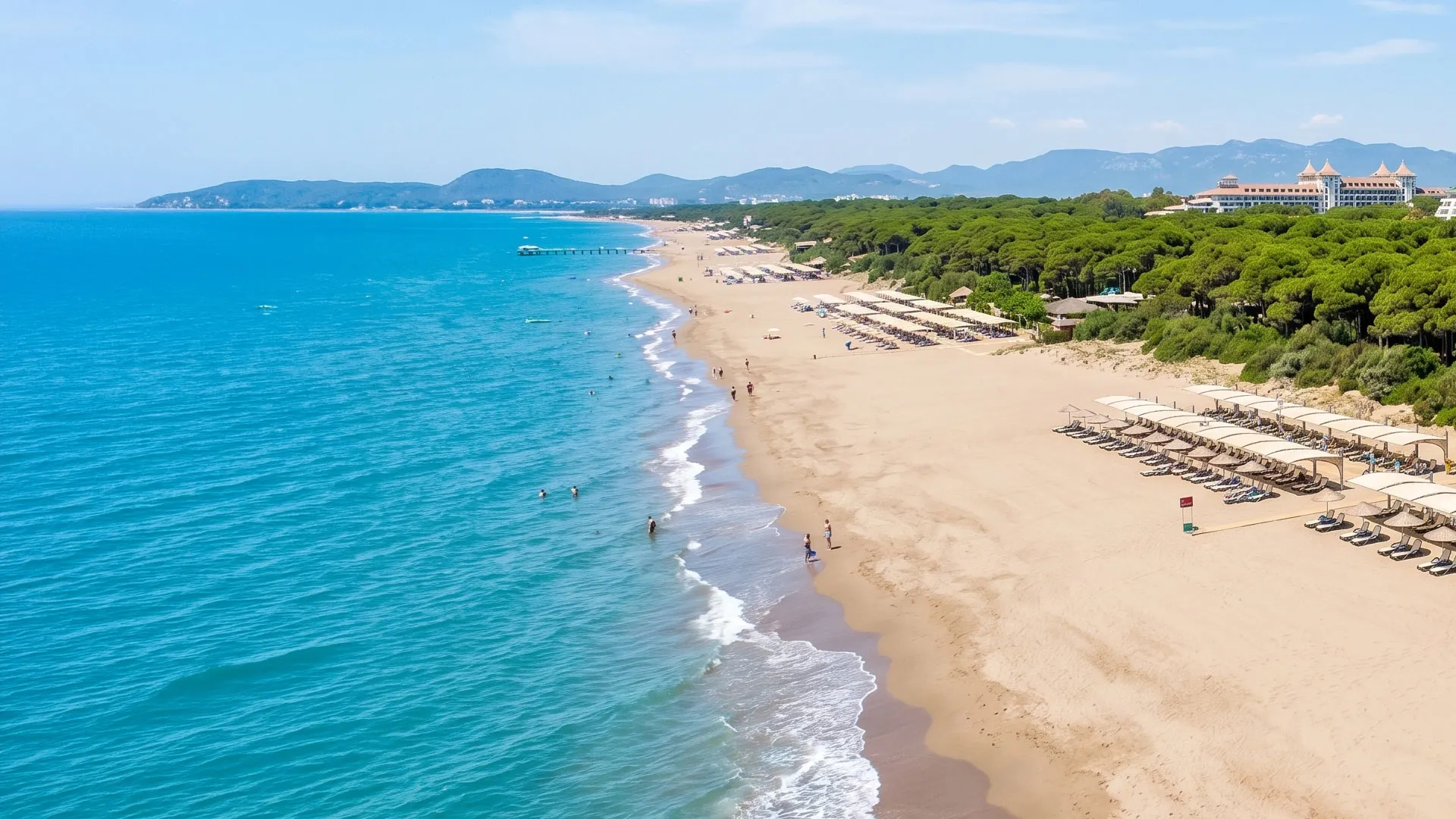 Der Strand von Belek – Pinienwälder treffen auf Sandküste