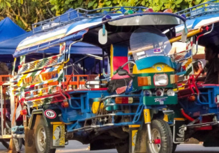 Kambodscha-Mekong-011-Luang-Prabang-Motorrikschas