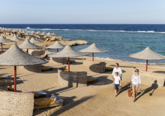 Rotes_Meer_Strand_Marsa_Alam_Three_Corners