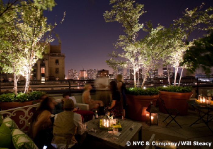 Editorial-Photography-Nightlife-Manhattan-NYC-photo-Will-SteacyNYC-and-Company_copyright_1