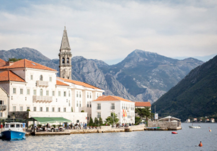 perast