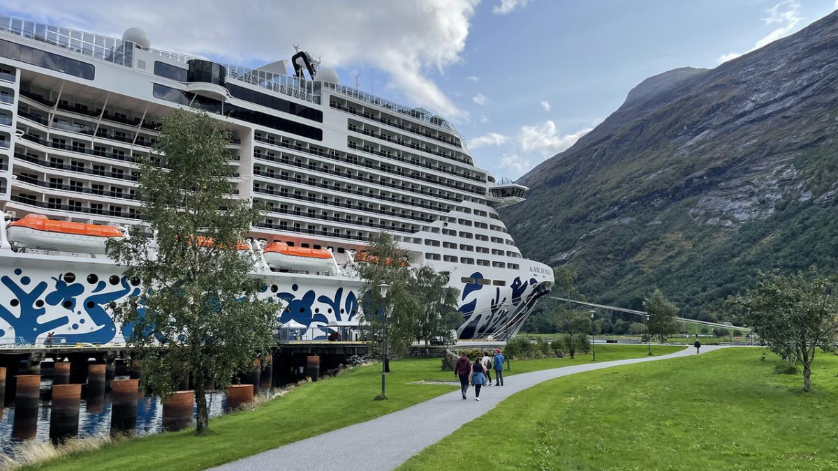 original_MSC_Euribia_Geiranger_2